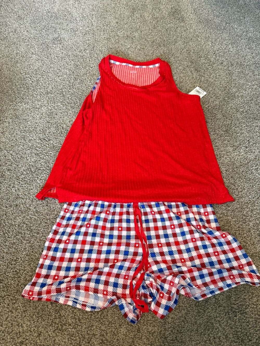 NWT Croft & Barrow Women's Red Tank Top and Plaid Shorts Sleep Set Medium